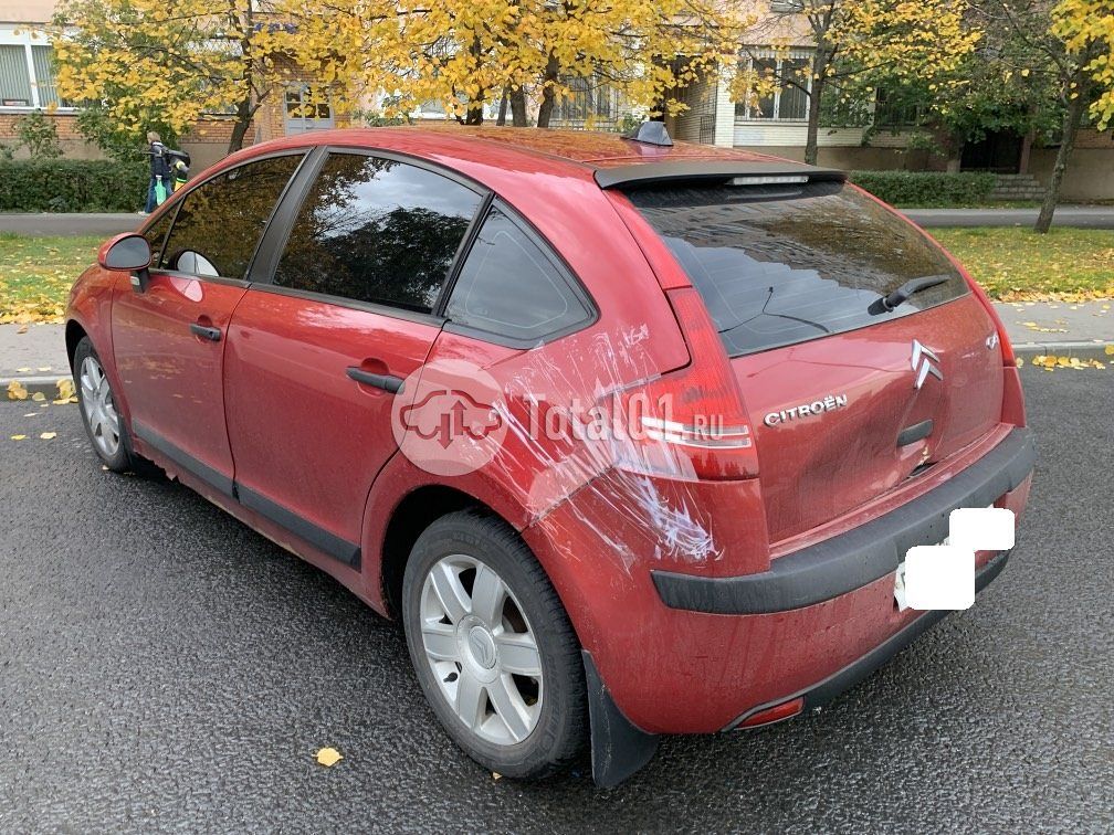 Фото Citroen C4 6