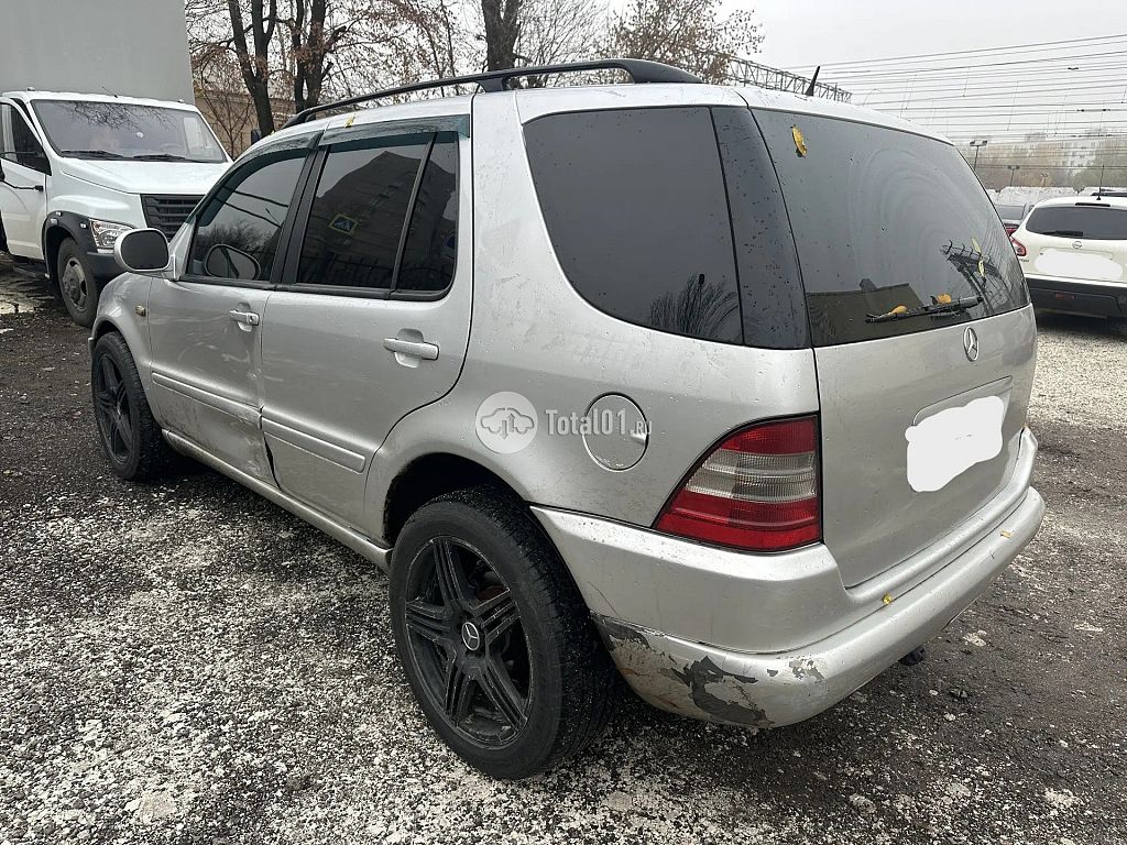 Фото Mercedes-Benz M-класс 8