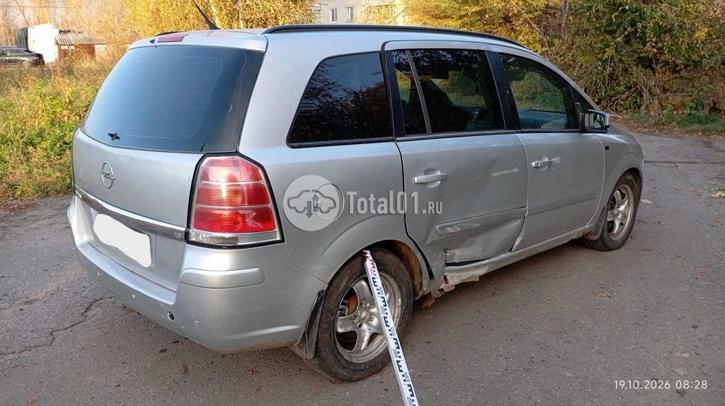 Фото Opel Zafira 4