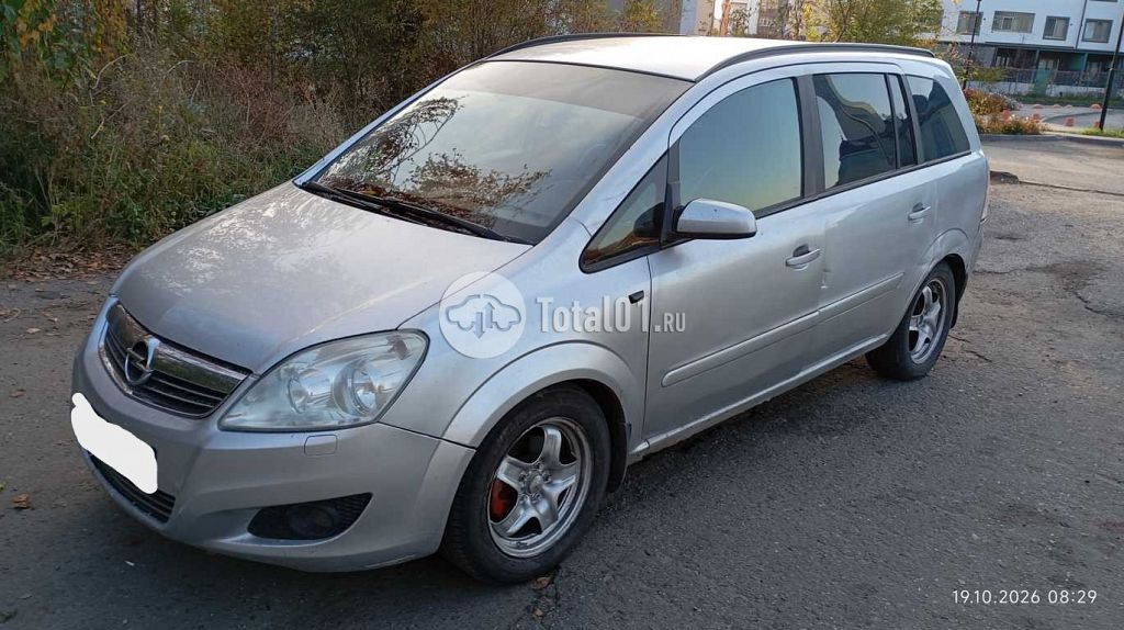 Фото Opel Zafira 8