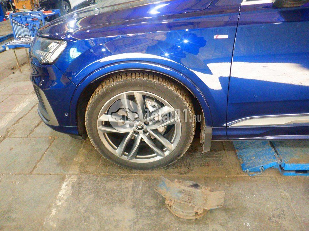 Фото Audi Q7 30