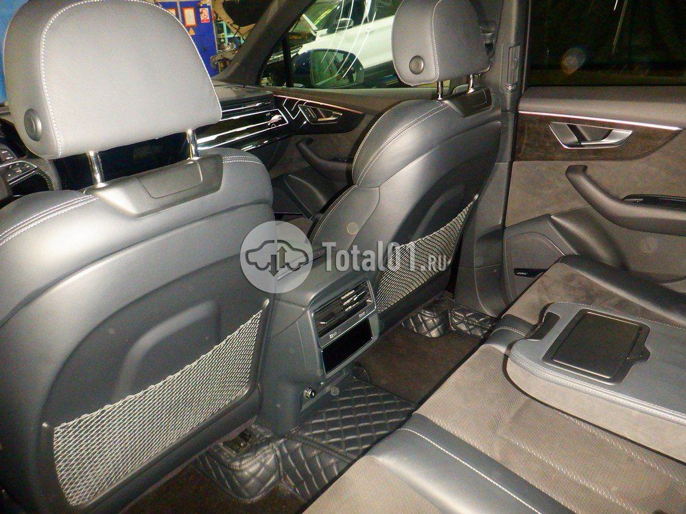 Фото Audi Q7 66
