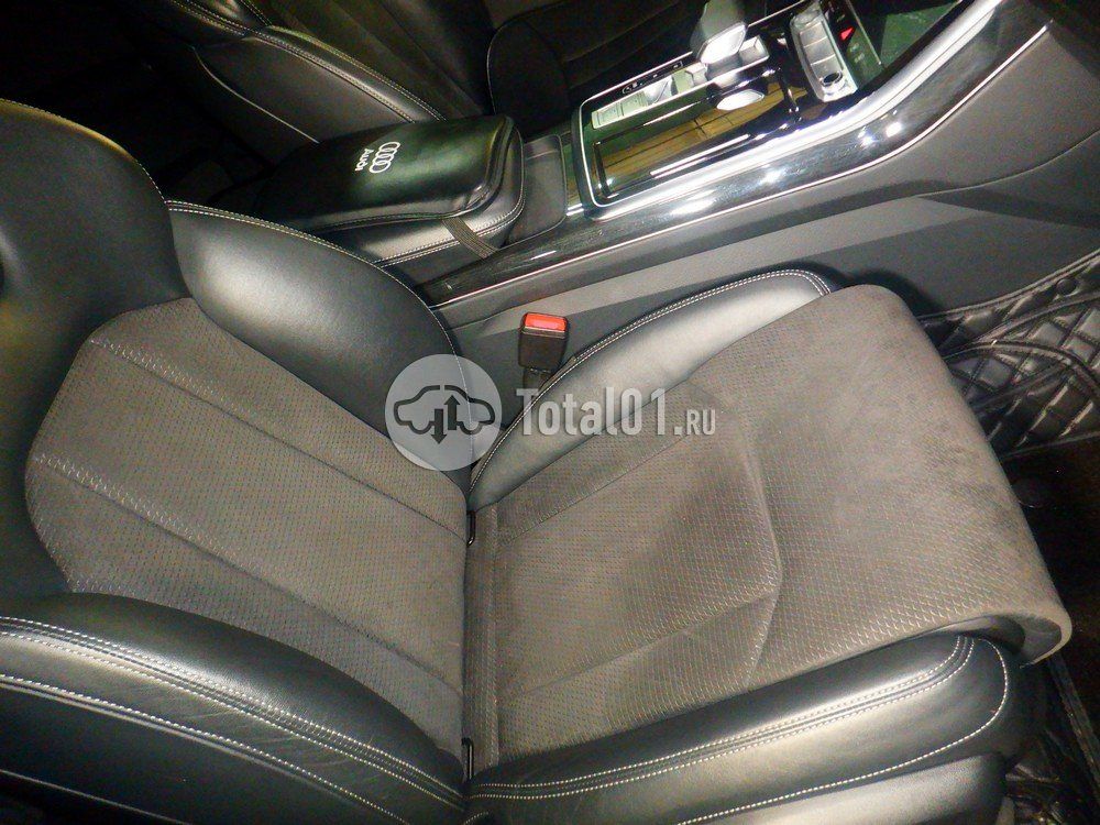 Фото Audi Q7 108