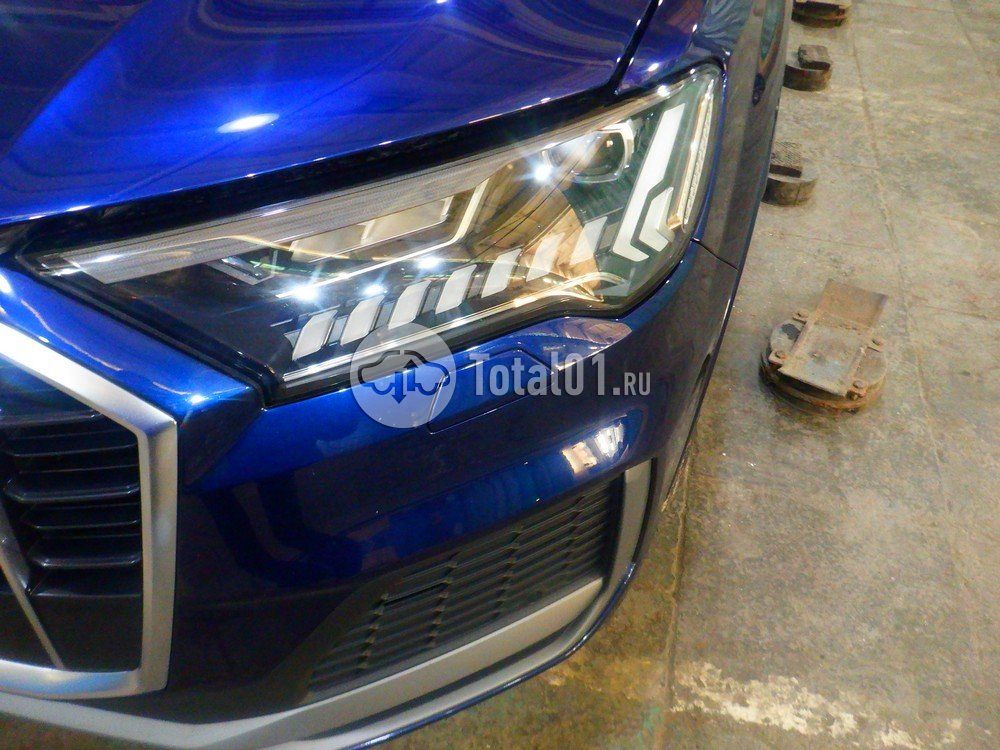 Фото Audi Q7 114