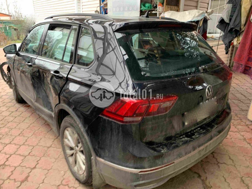 Фото Volkswagen Tiguan 220