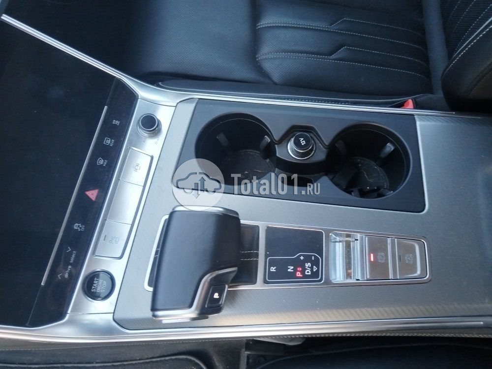 Фото Audi A6 42