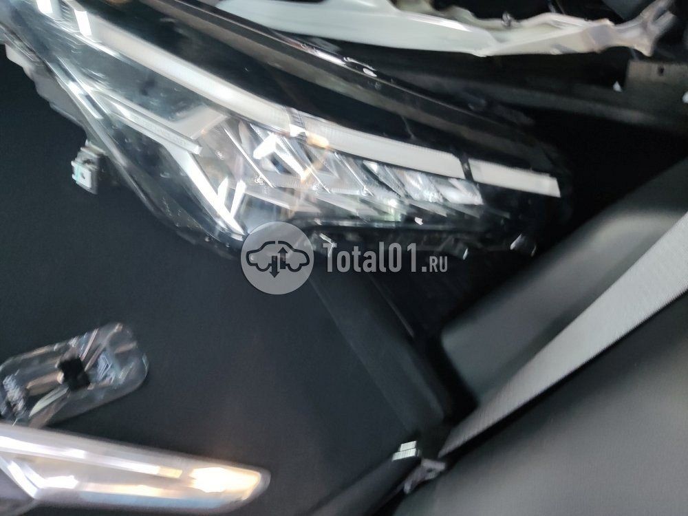 Фото Geely Coolray 6