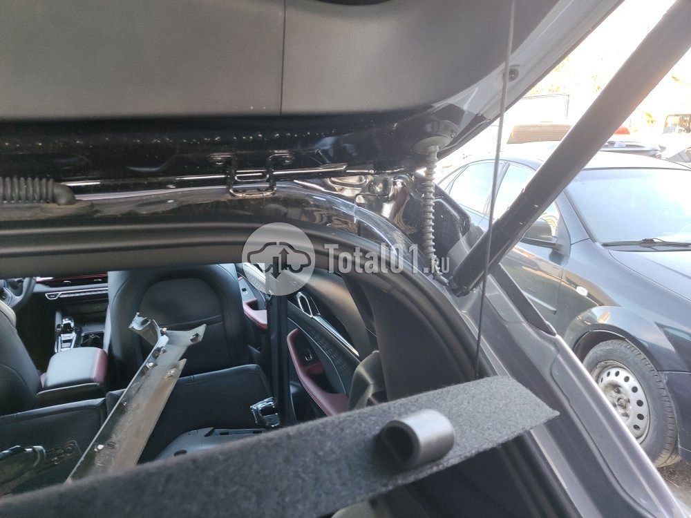 Фото Geely Coolray 20