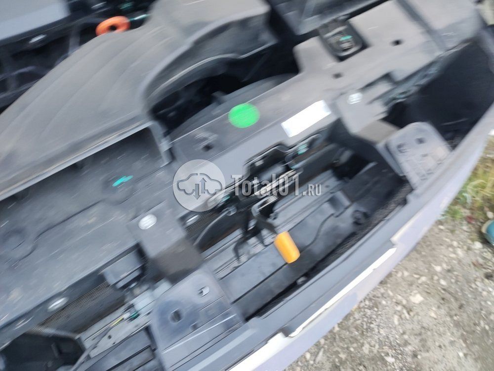 Фото Geely Coolray 70