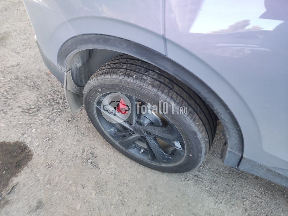 Фото Geely Coolray 76
