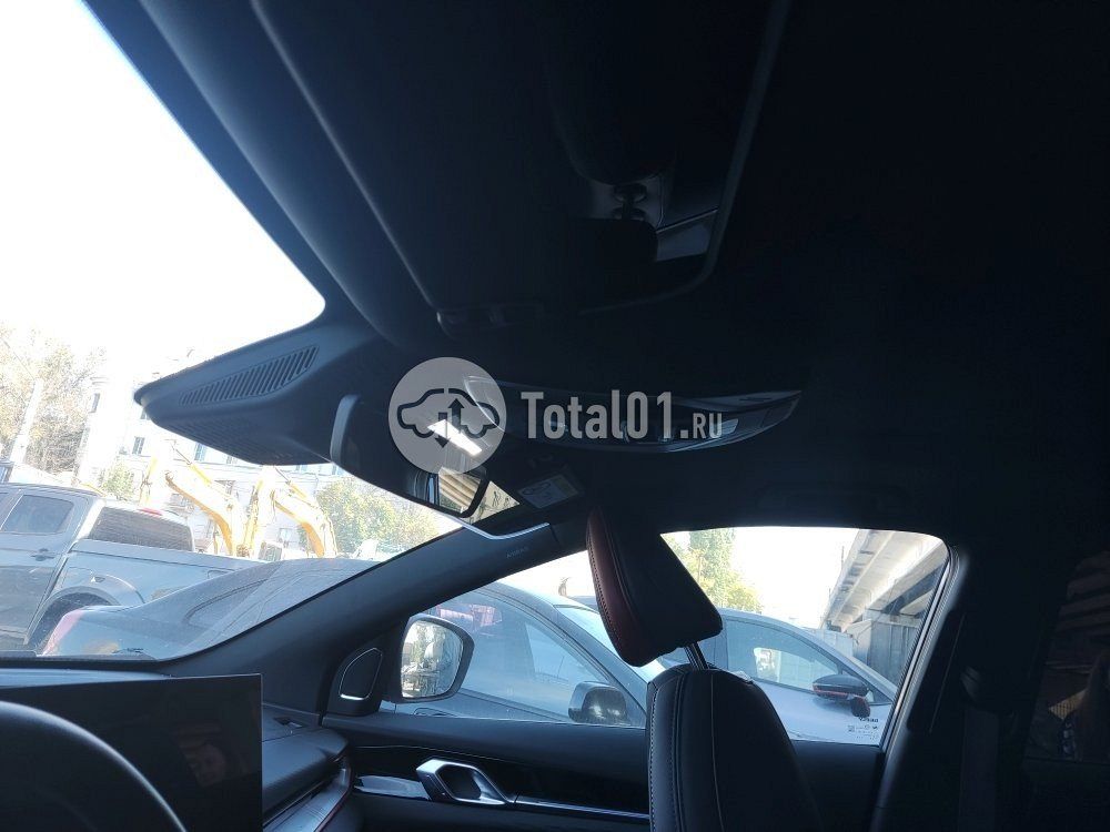 Фото Geely Coolray 92