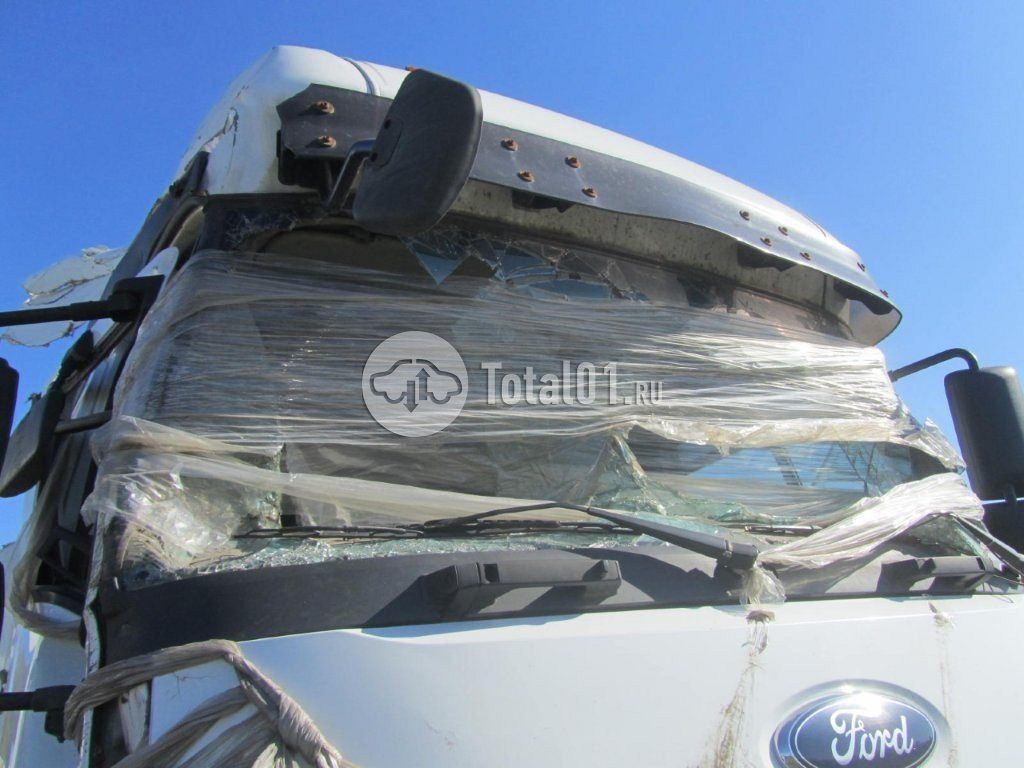 Фото Ford Cargo 84