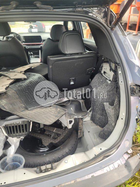 Фото Geely Coolray 66