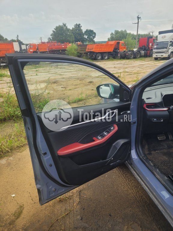 Фото Geely Coolray 96