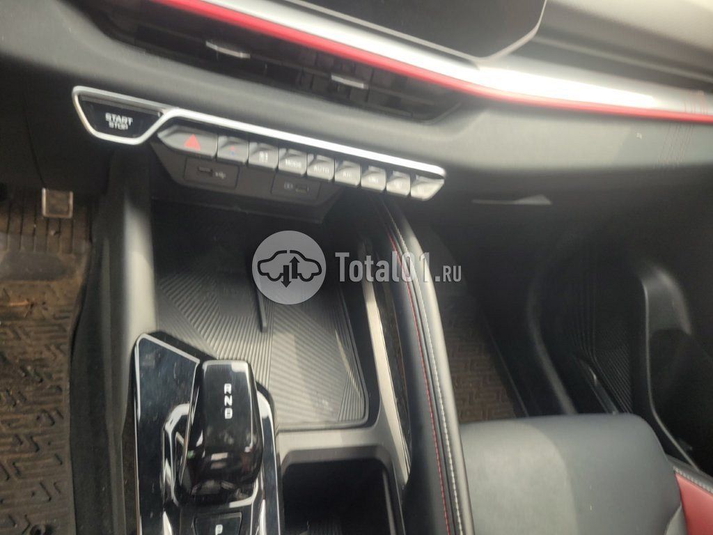 Фото Geely Coolray 108