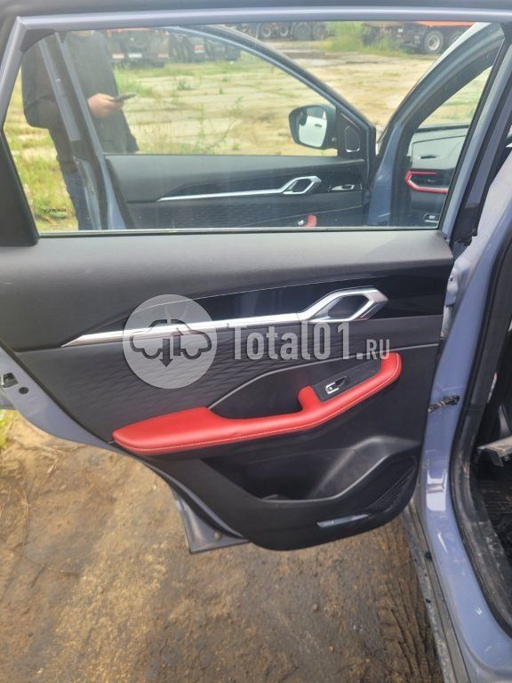 Фото Geely Coolray 128