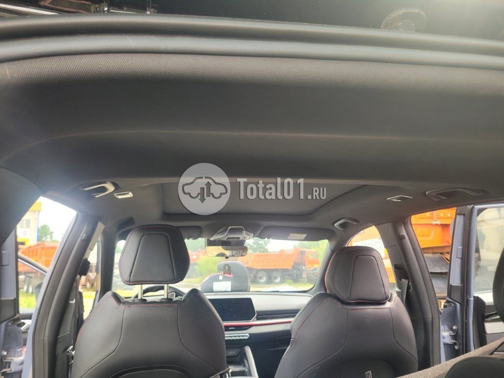 Фото Geely Coolray 132