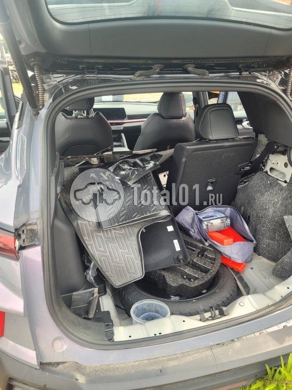 Фото Geely Coolray 136