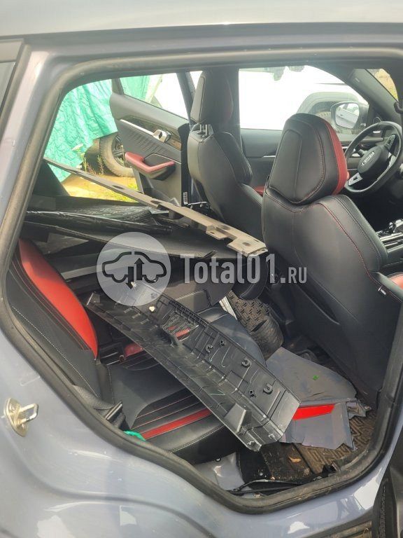 Фото Geely Coolray 154