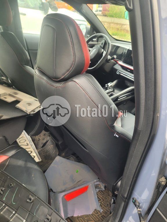 Фото Geely Coolray 156