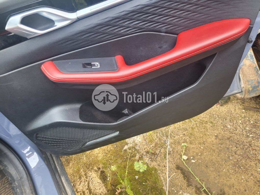 Фото Geely Coolray 172