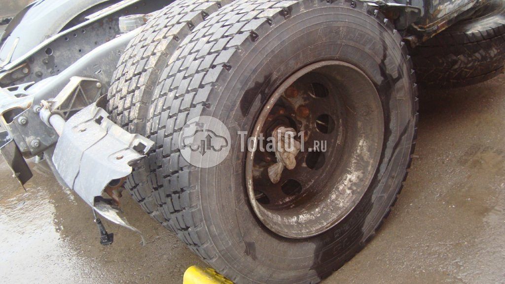 Фото DAF XF 72