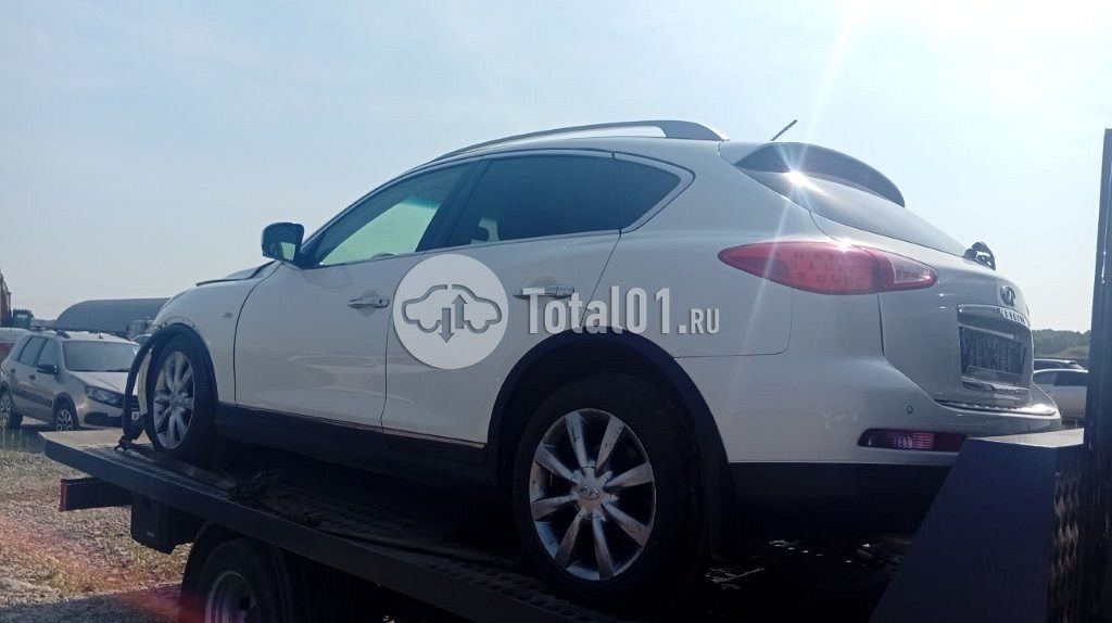 Фото Infiniti EX25 2