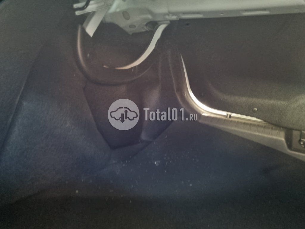 Фото Changan Eado 6