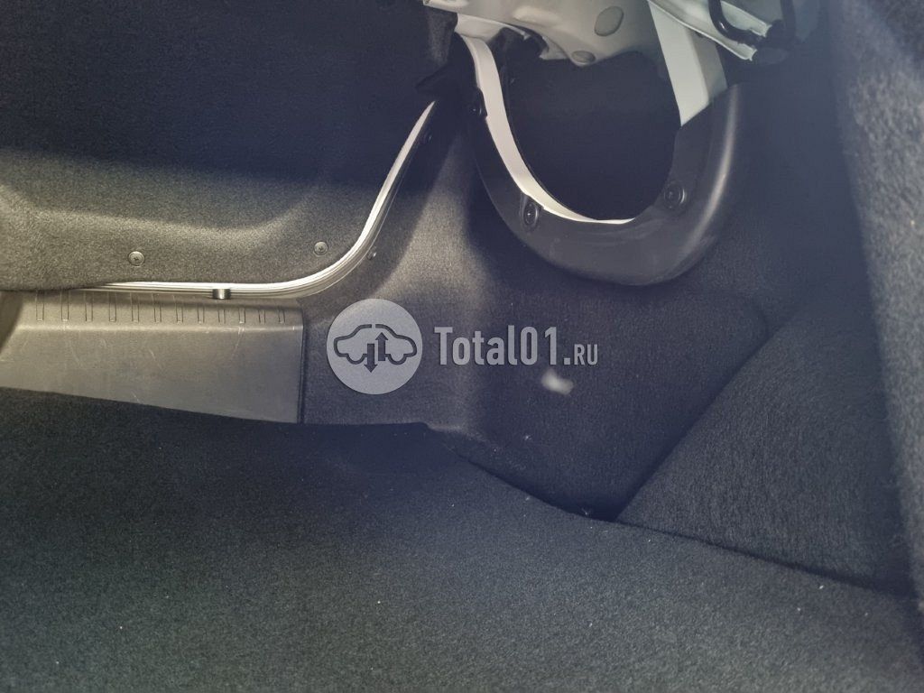 Фото Changan Eado 8