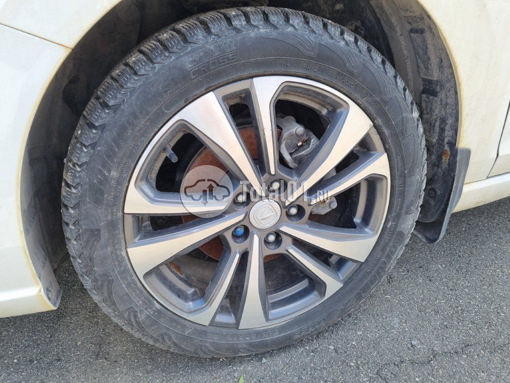 Фото Changan Eado 16
