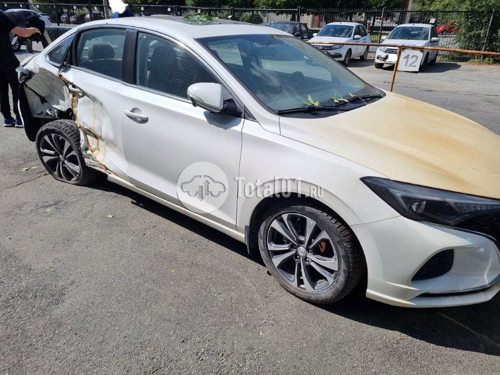 Фото Changan Eado 26