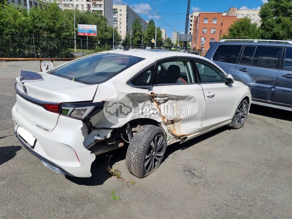 Фото Changan Eado 34