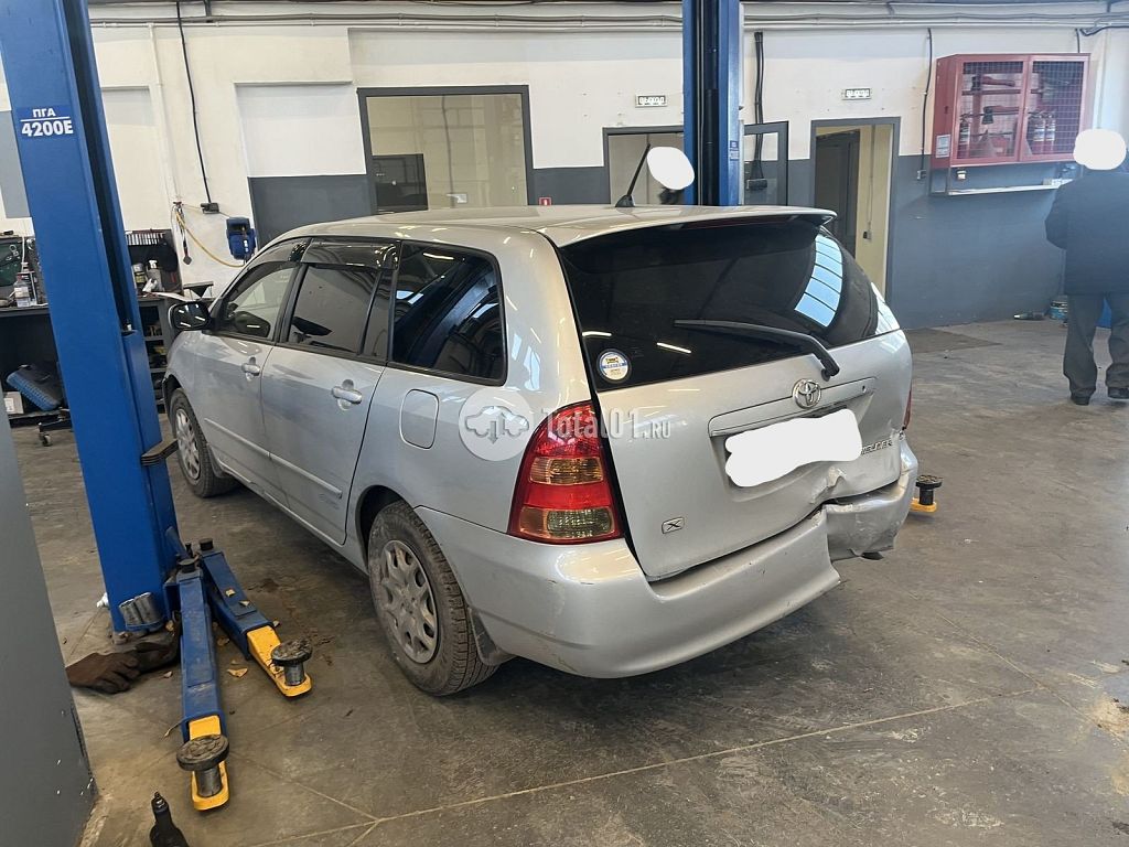 Фото Toyota Corolla Fielder 4