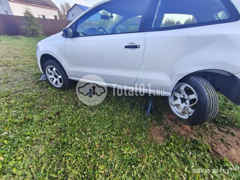 Фото Volkswagen Polo 10