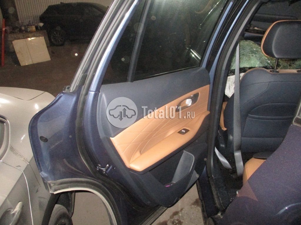 Фото Geely EX5 62