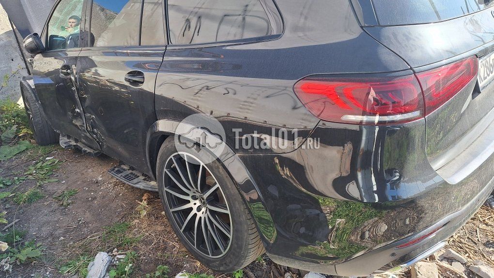 Фото Mercedes-Benz GLS-класс 28