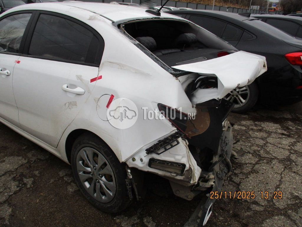Фото KIA Rio 90
