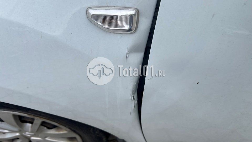 Фото Renault Logan 4