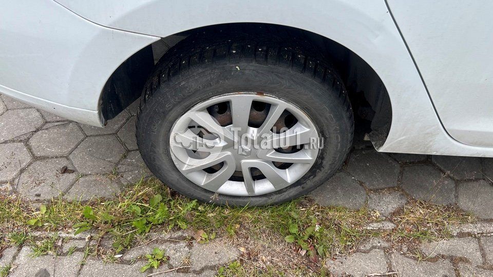 Фото Renault Logan 44