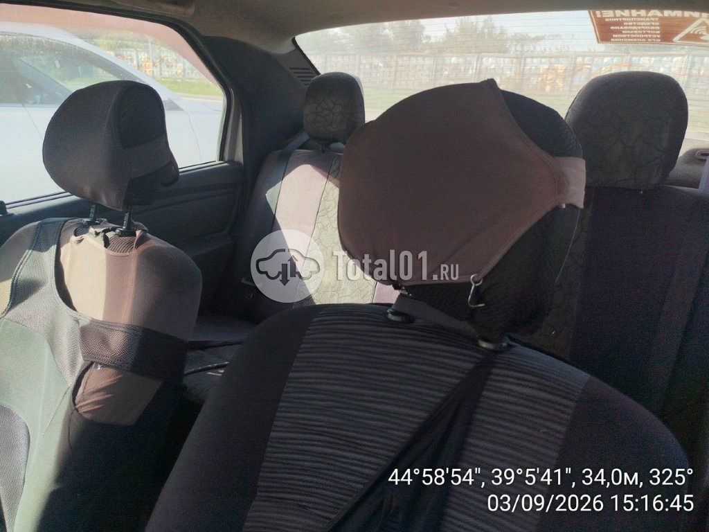 Фото Renault Logan 26