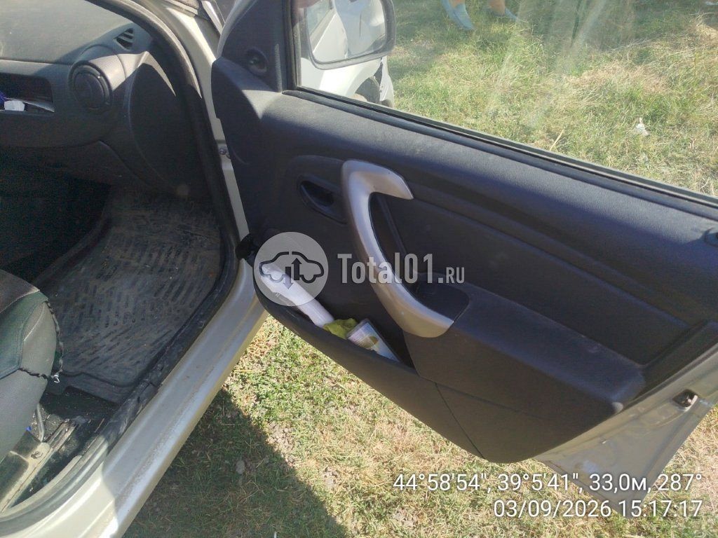 Фото Renault Logan 34