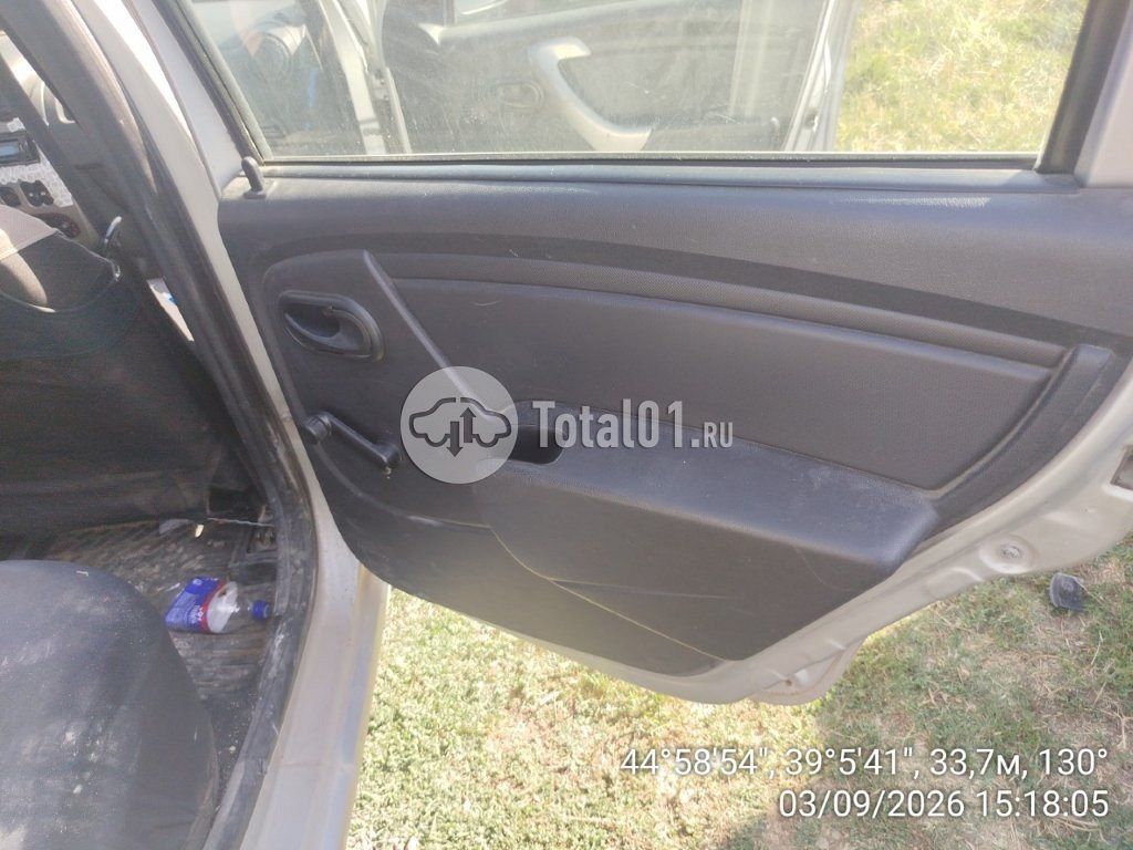 Фото Renault Logan 42