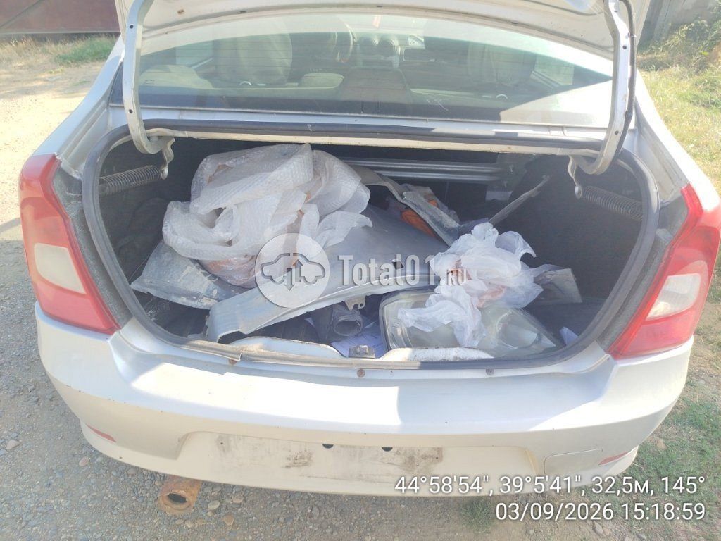 Фото Renault Logan 46