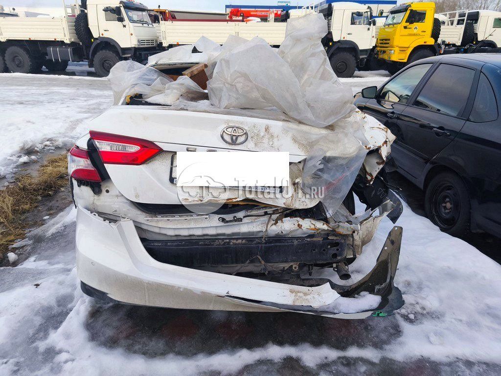 Фото Toyota Camry 6