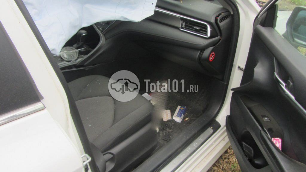 Фото Toyota Camry 48