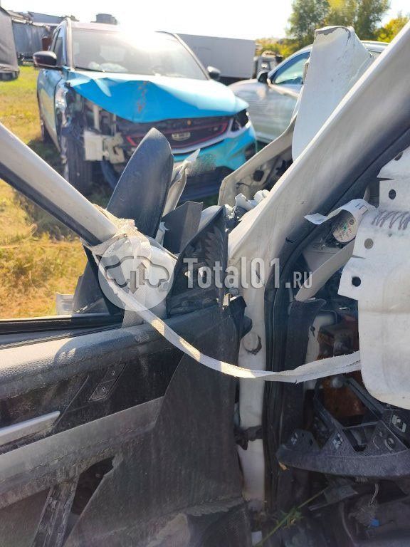 Фото Volkswagen Lavida 16