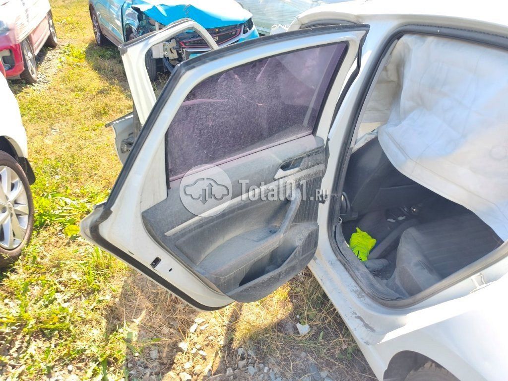 Фото Volkswagen Lavida 32
