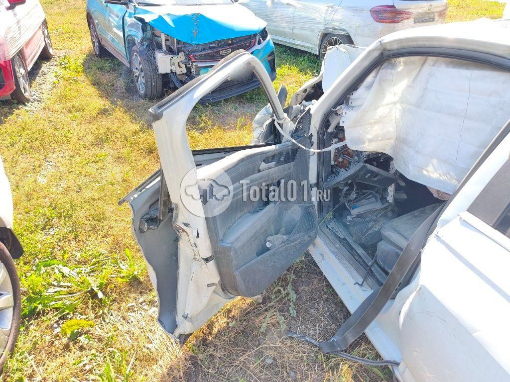 Фото Volkswagen Lavida 38