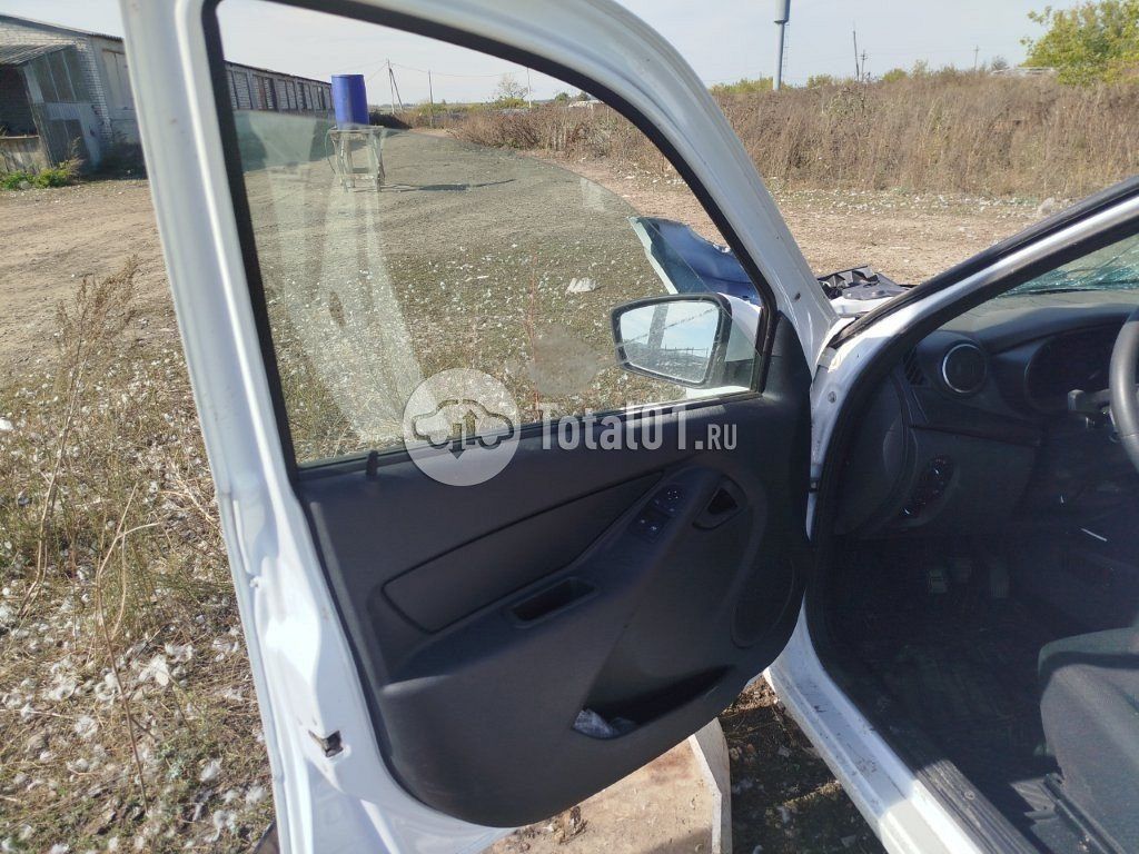 Фото ВАЗ (LADA) Granta 18