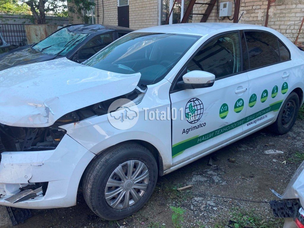 Фото Skoda Rapid 14